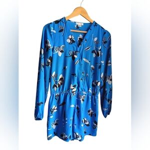 Finn And Grace Blue Floral Print Romper Size Small